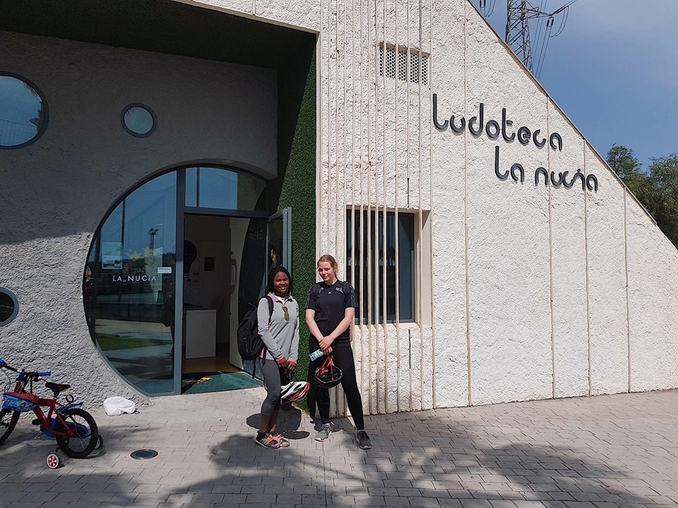 Sandra og Rebekka 2019