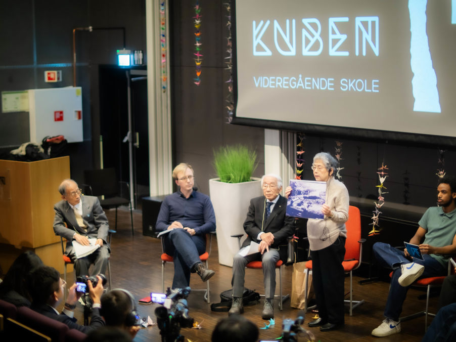 en person som holder en presentasjon