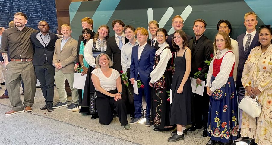 Vg3 robotikk med gamle og nye lærere