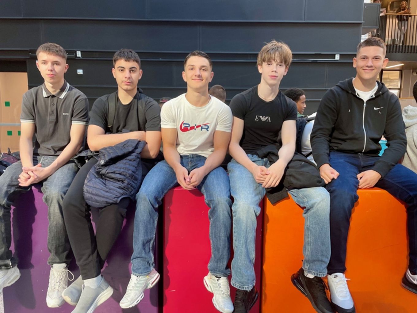 Nye elever på Vg1 elektro; Nikolai, Darin, Miron, Denisas og Danilo