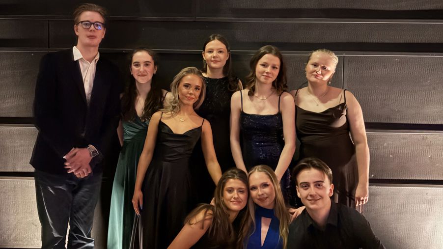 Foto: 3BYSK og HYSK Elever fra 3HYSK og 3BYSK